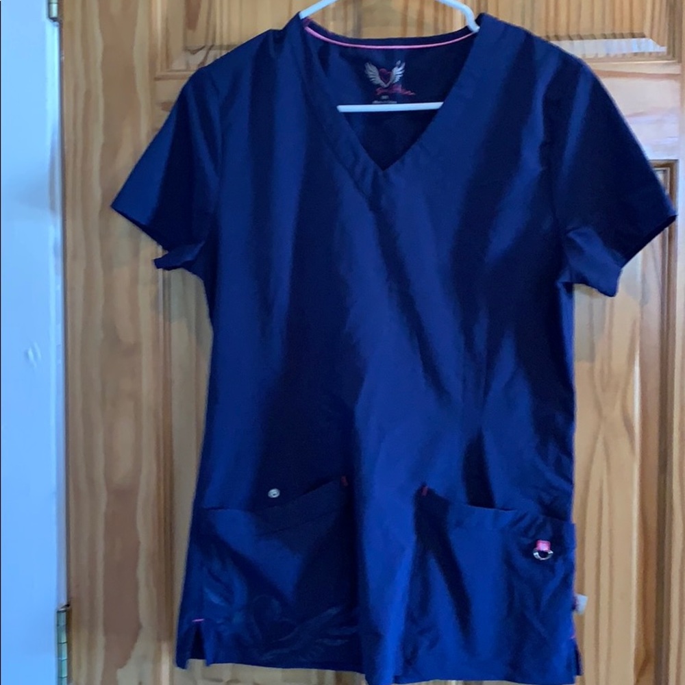 Scrub top